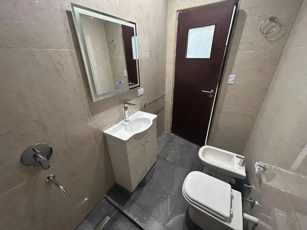 Foto de PH 4 AMBIENTES CON TERRAZA RECICLADO BARRACAS VENTA, imagen 5