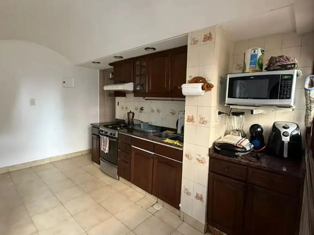 Foto de VENTA DE CUATRO AMB EN PALERMO CON BALCON GRANDE LUMINOSO!, imagen 5