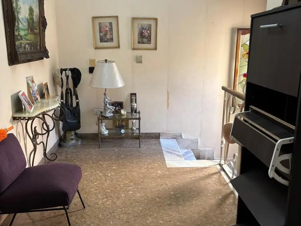 Foto de PH 4 ambientes en Venta - Liniers, imagen 4