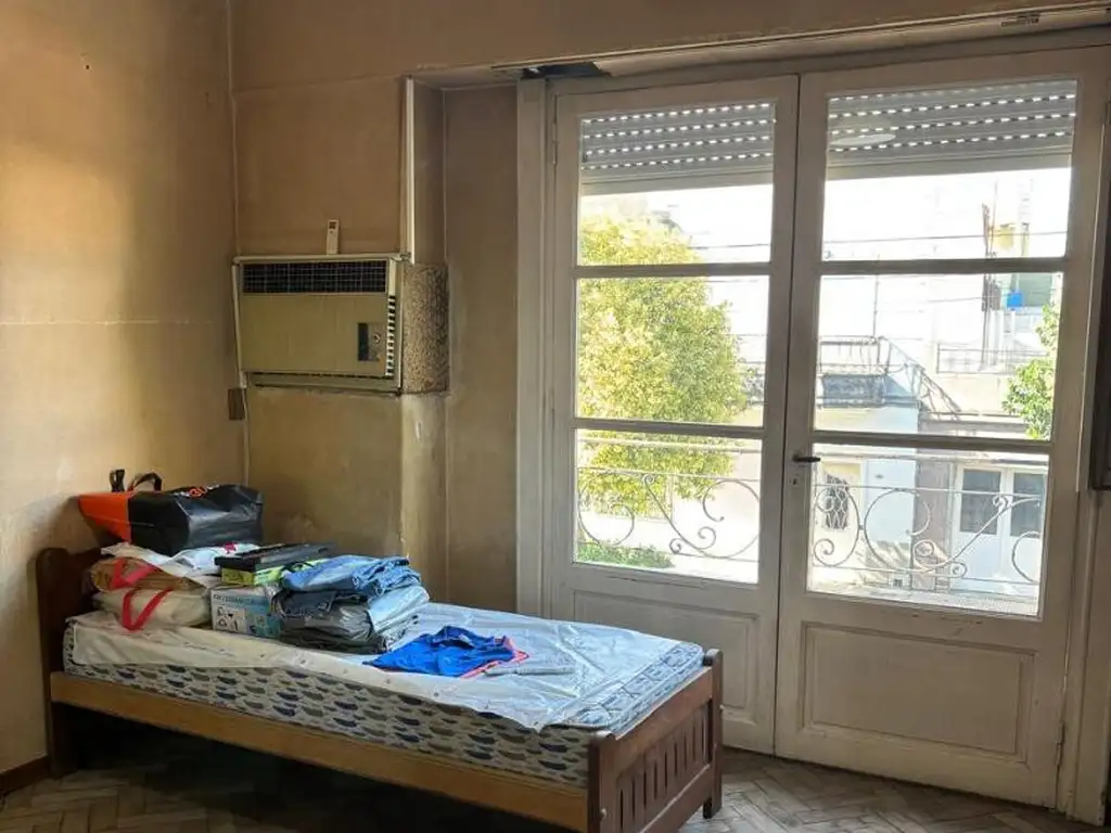 Foto de PH 4 ambientes en Venta - Liniers, imagen 5