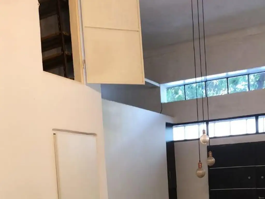 Foto de CASA EN PROPIEDAD HORIZONTAL. 5 AMBIENTES. 3 BAÑOS. LOCAL, imagen 3