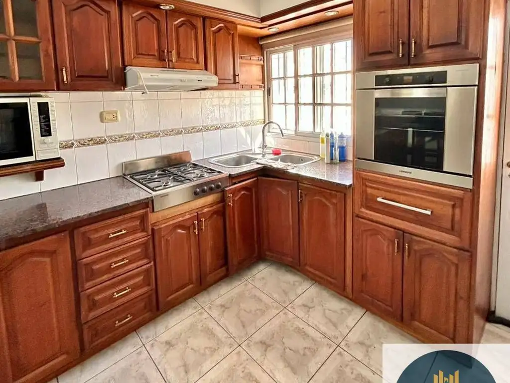 Foto de Casa en alquiler c/ cochera en Punta Alta, imagen 5