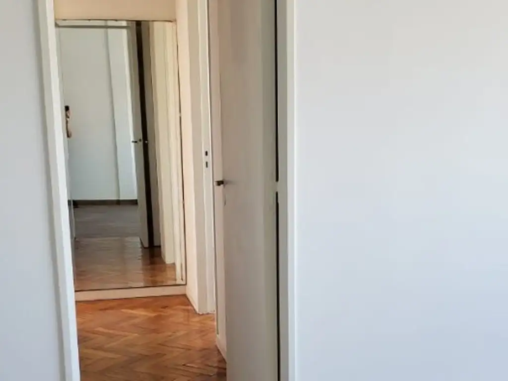 Foto de balvanera 4 ambientes con dependencias al frente con balcon reciclado, imagen 4