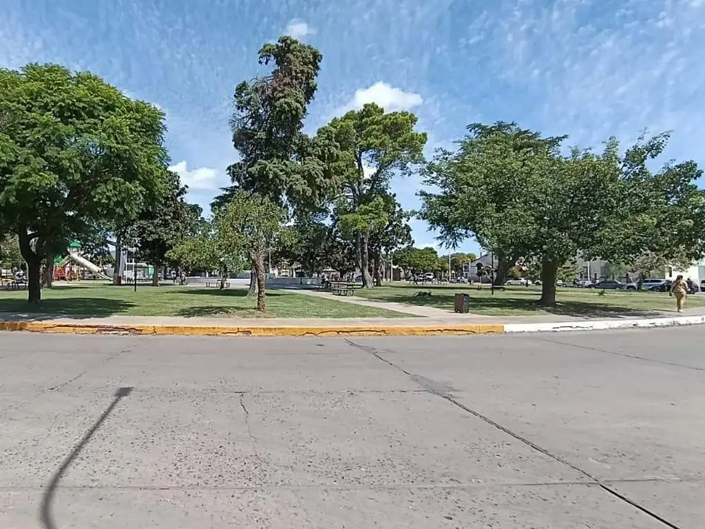 Foto de Alquiler | Local | Sobre importante rotonda | Capitán Bermúdez | Bo, imagen 4