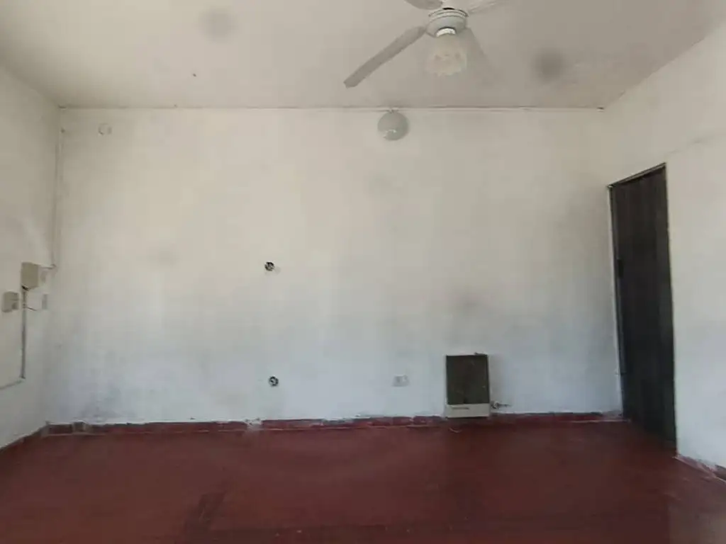 Foto de Alquiler | Local | Sobre importante rotonda | Capitán Bermúdez | Bo, imagen 2