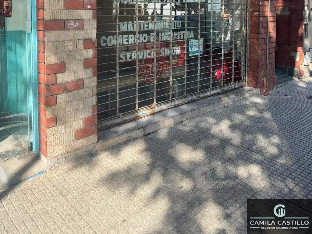 Foto de Local comercial en venta ubicado en Liniers, imagen 1
