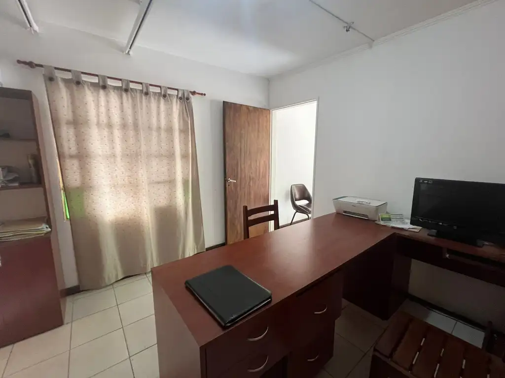 Foto de OFICINA ADMINISTRATIVA EQUIPADA EN ALQUILER, GENERAL LAS HERAS, imagen 2