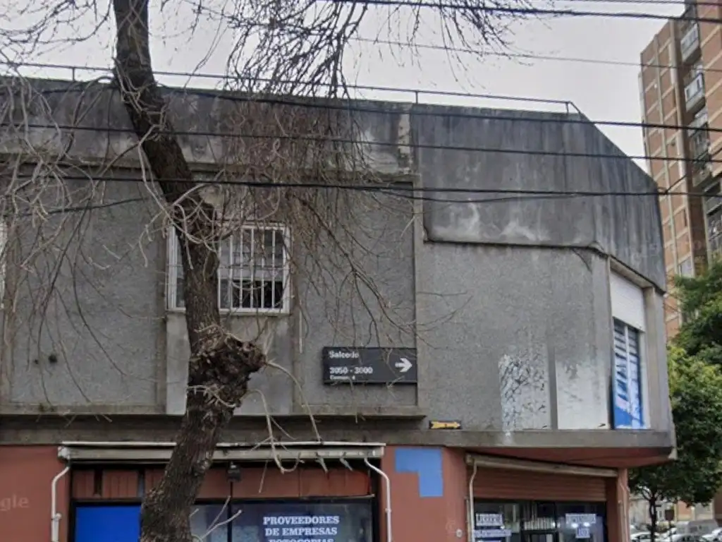 Foto de Local comercial de 45 m2 aprox. + sotano de 33 m2 baño, esquina Rioja y, imagen 2