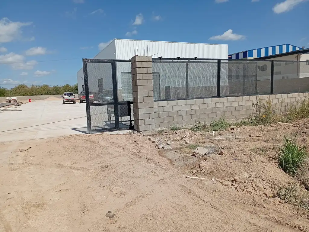 Foto de Galpones a estrenar en Alquiler en excelente ubicación sobre Ruta 25 en, imagen 2