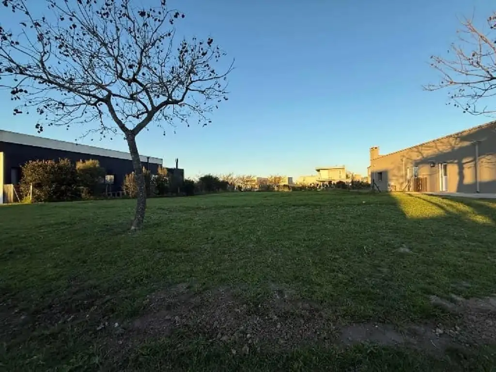 VENTA LOTE BARRIO VISTAS PUERTO DEL LAGO