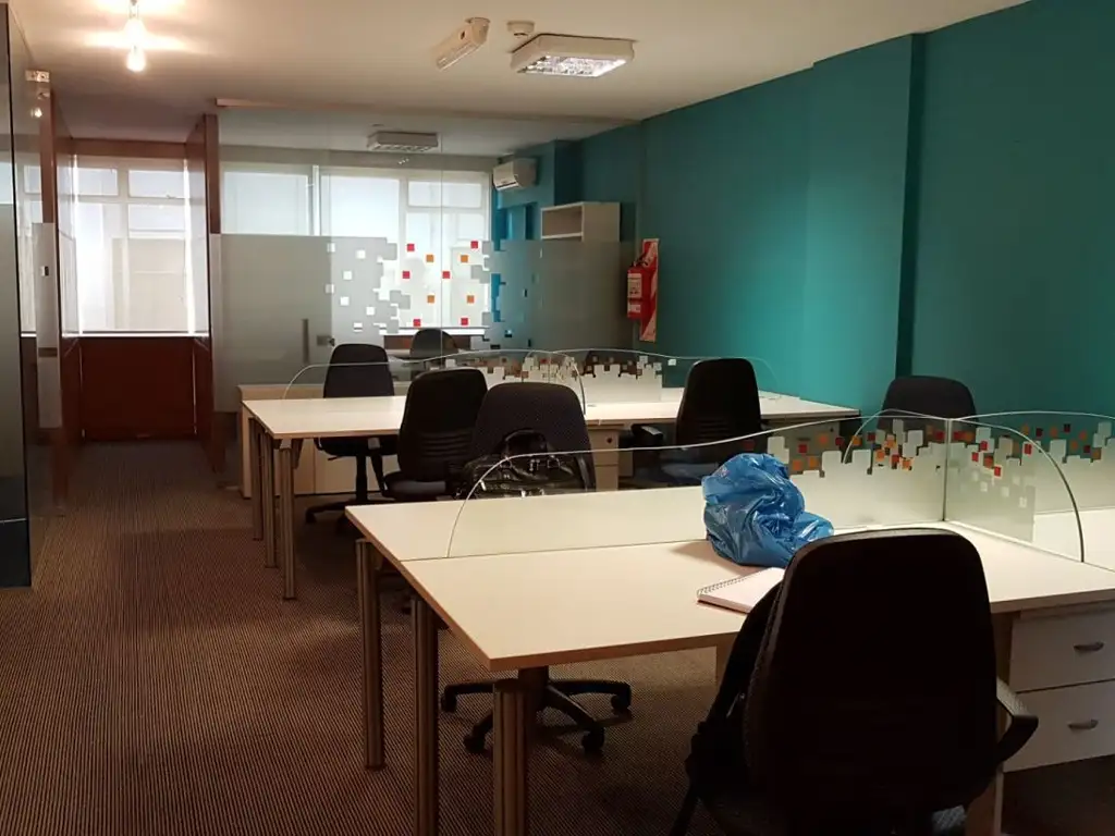 Foto de Excelentes oficinas. 180 m2. Recepción-Sala de reuniones-2, imagen 1