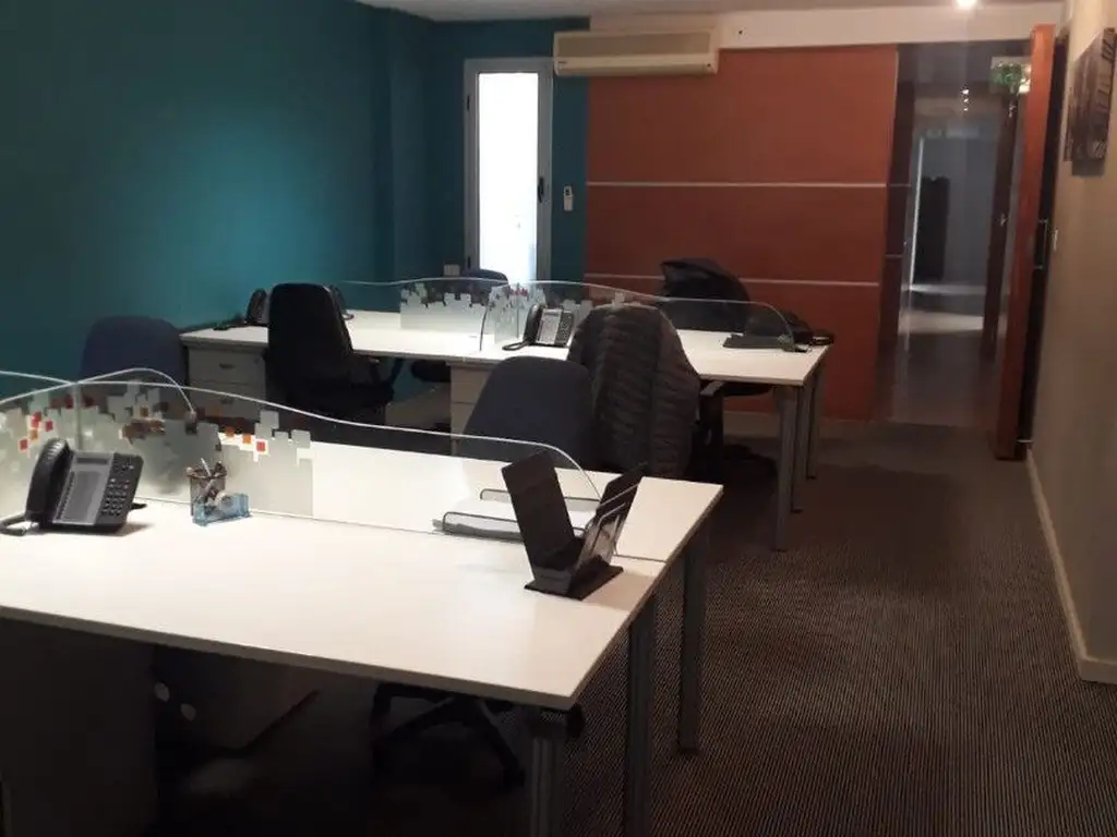Foto de Excelentes oficinas. 180 m2. Recepción-Sala de reuniones-2, imagen 5