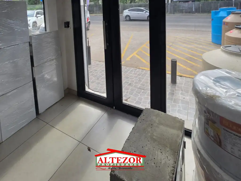 Foto de Local en alquiler en Pilar, imagen 3
