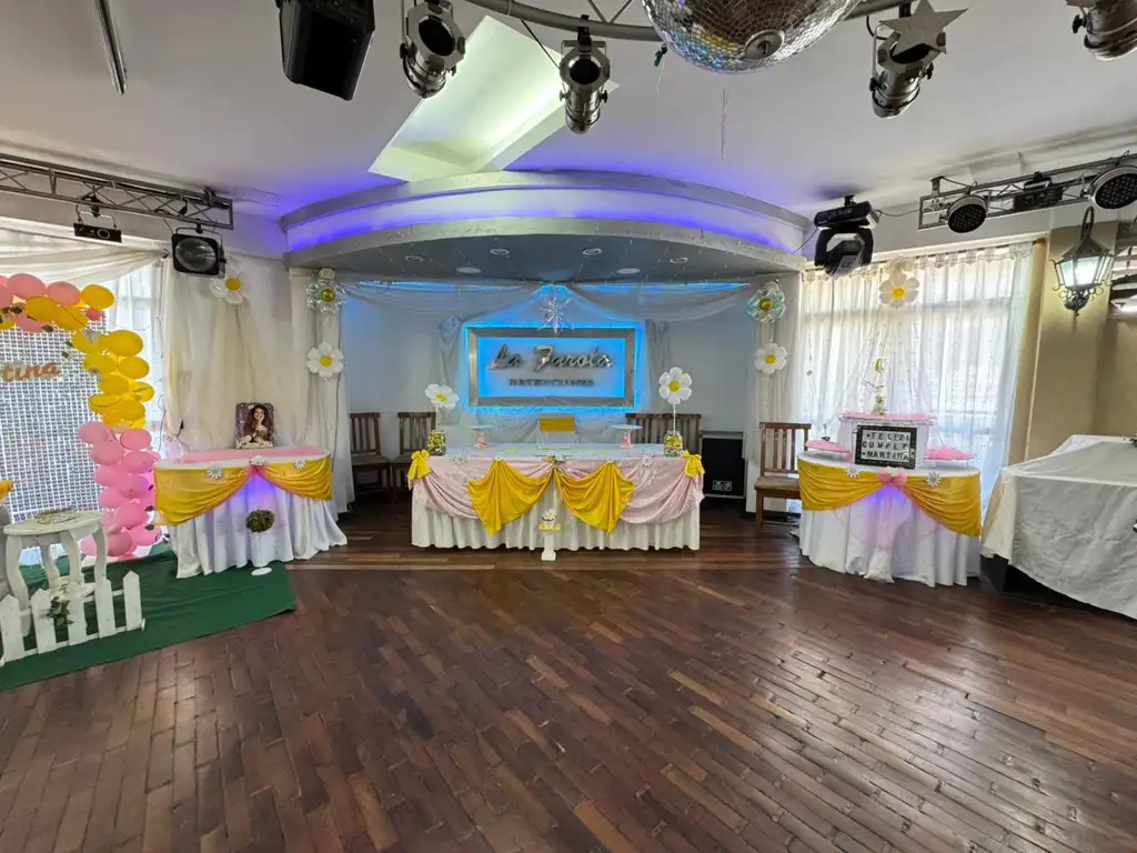 Foto de Salon en Alquiler en Merlo Norte, imagen 2