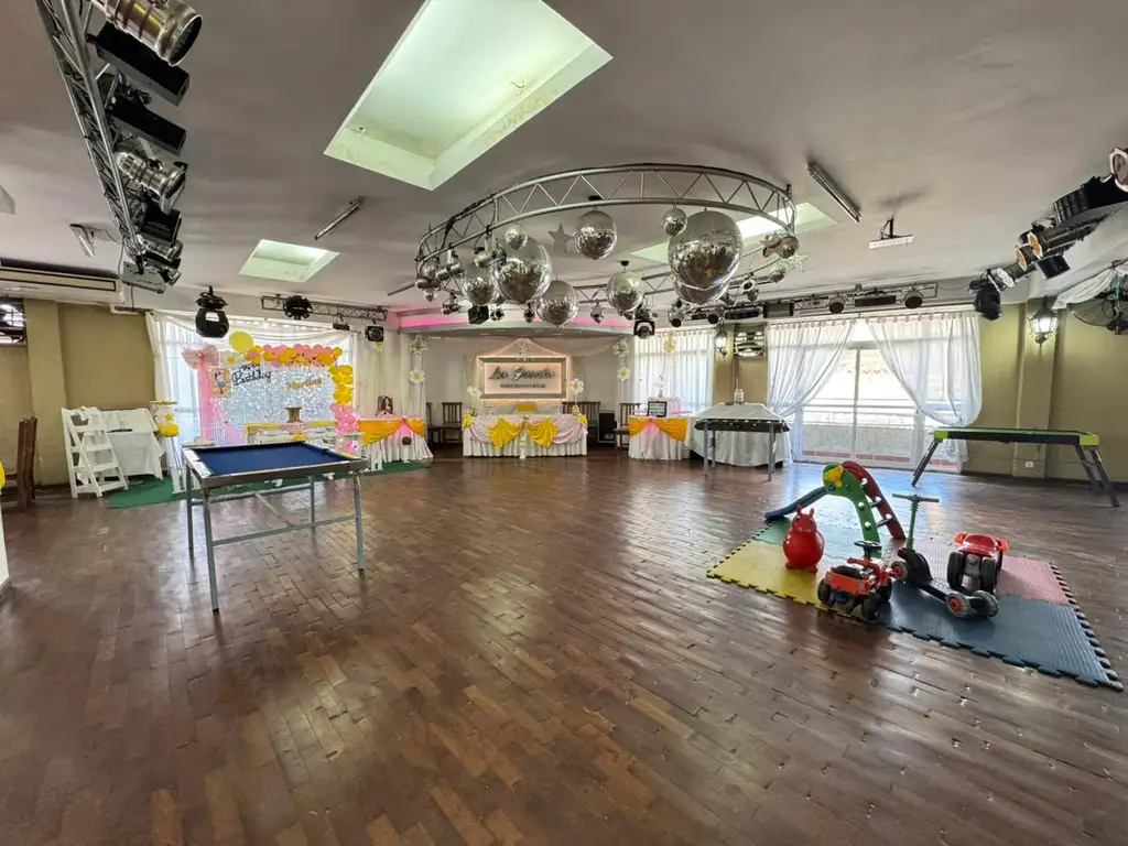 Foto de Salon en Alquiler en Merlo Norte, imagen 5