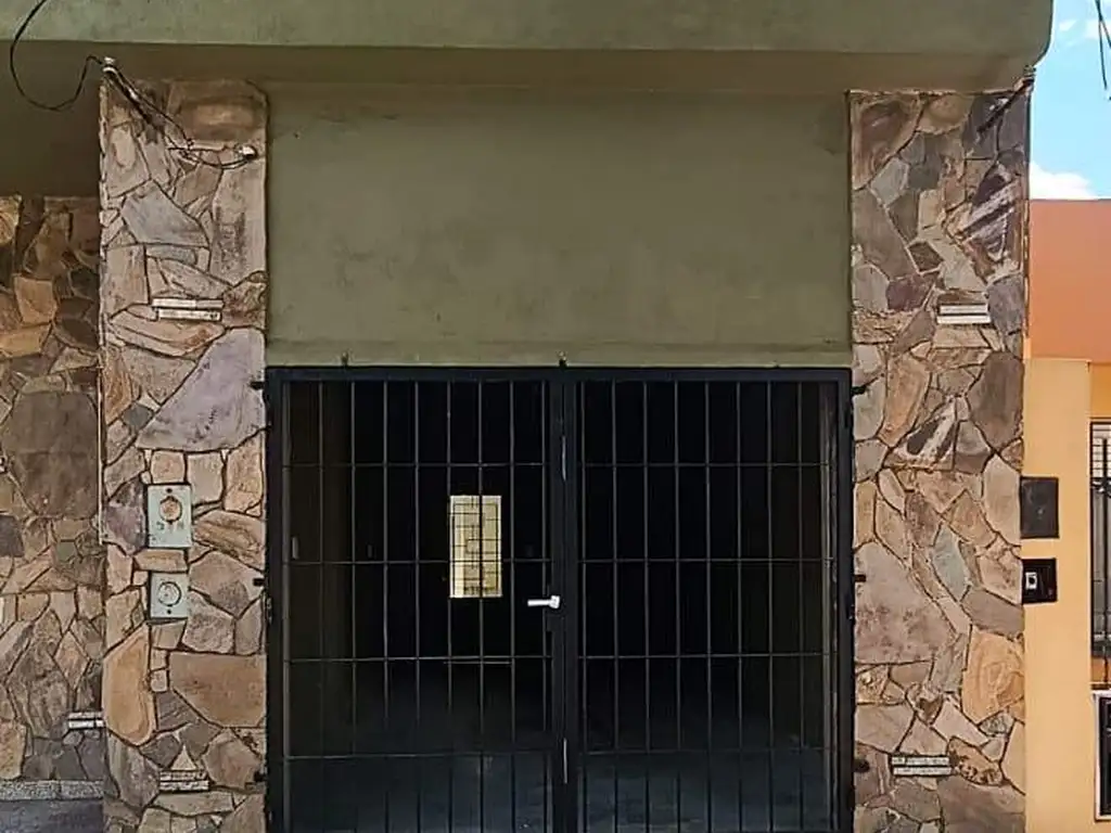Foto de Venta | Casa | 3 dormitorios | Cochera | Capitán Bermúdez | Barrio, imagen 4