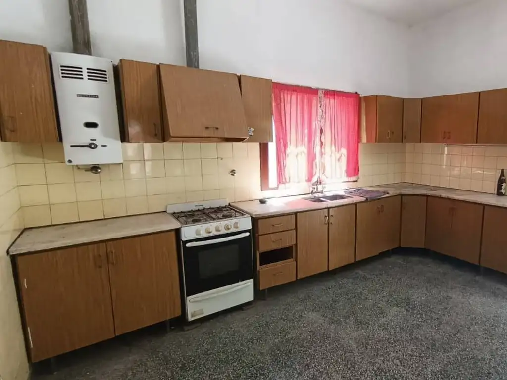 Foto de Venta | Casa | 3 dormitorios | Cochera | Capitán Bermúdez | Barrio, imagen 5
