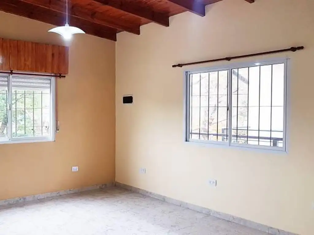 Foto de DEPARTAMENTO DE 2 AMBIENTES EN ALQUILER, imagen 2
