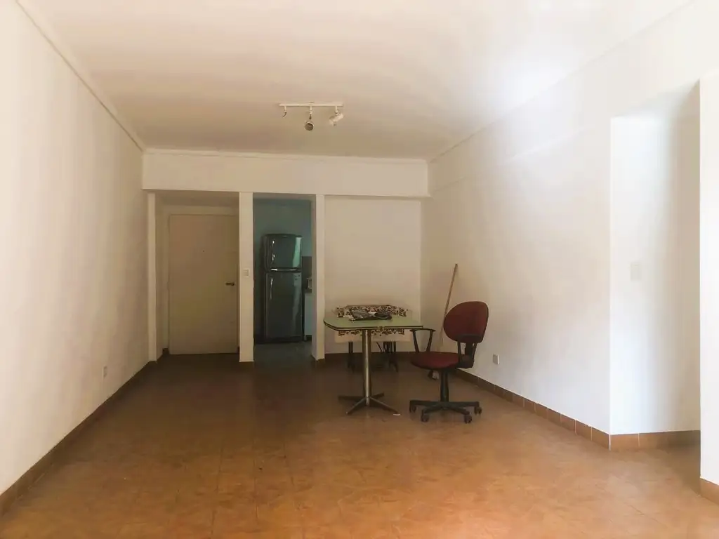 Foto de 4 ambientes con dep en Villa Luro. Patio, balcón y cochera., imagen 2