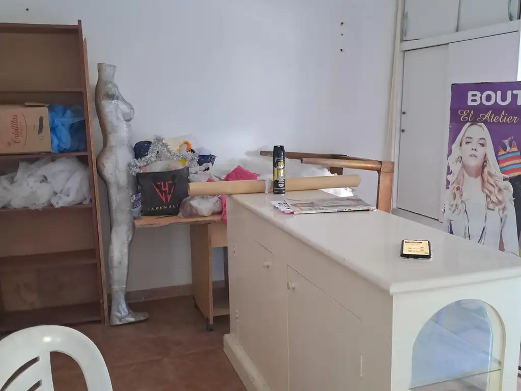 Foto de LOCAL AL FRENTE - 4,50x14- CON BAÑO INSTALADO, imagen 1