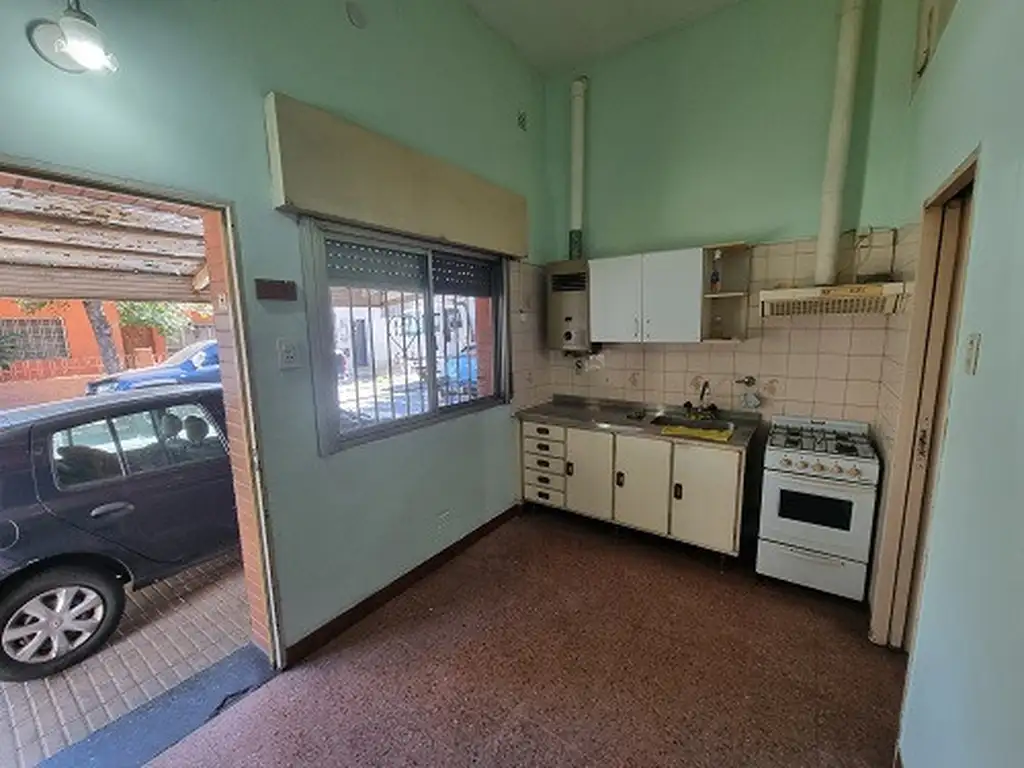 Foto de Casa P.H. al frente a mts. de Av. Mitre con cocina, dormitorio y baño, imagen 4