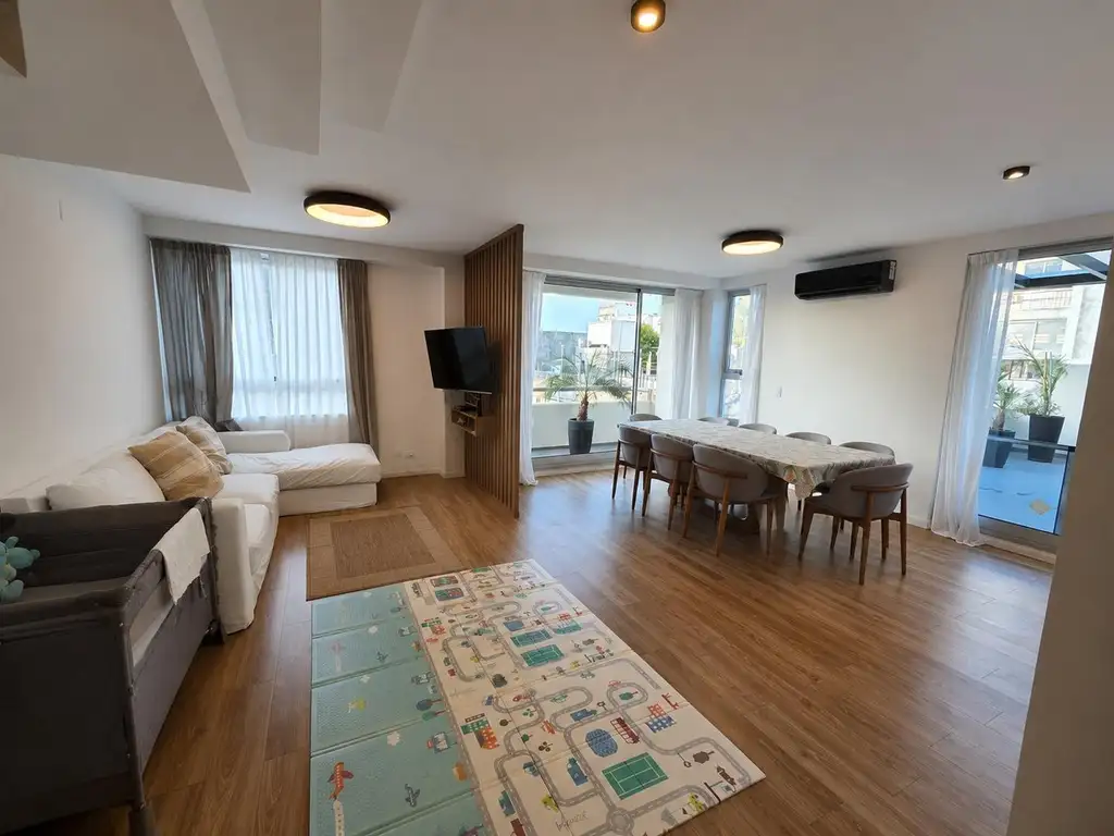 Foto de DUPLEX 4 AMB - TERRAZA PROPIA - 2 COCHERAS - IMPECABLE !!!!!, imagen 3