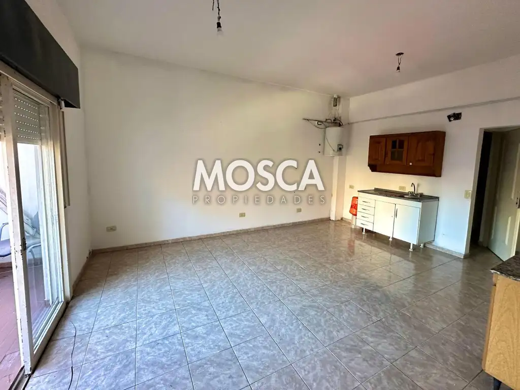 Foto de Departamento en alquiler pleno centro de Moreno, imagen 2