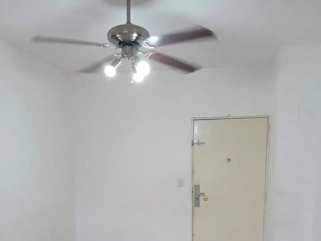 Foto de Departamento 3 ambientes c/frente con Balcón, imagen 4