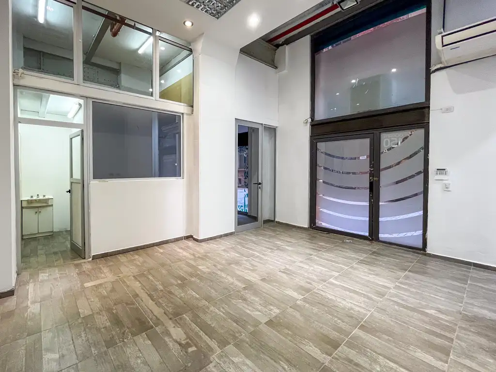 Foto de FORUM - Local comercial más cochera, imagen 4