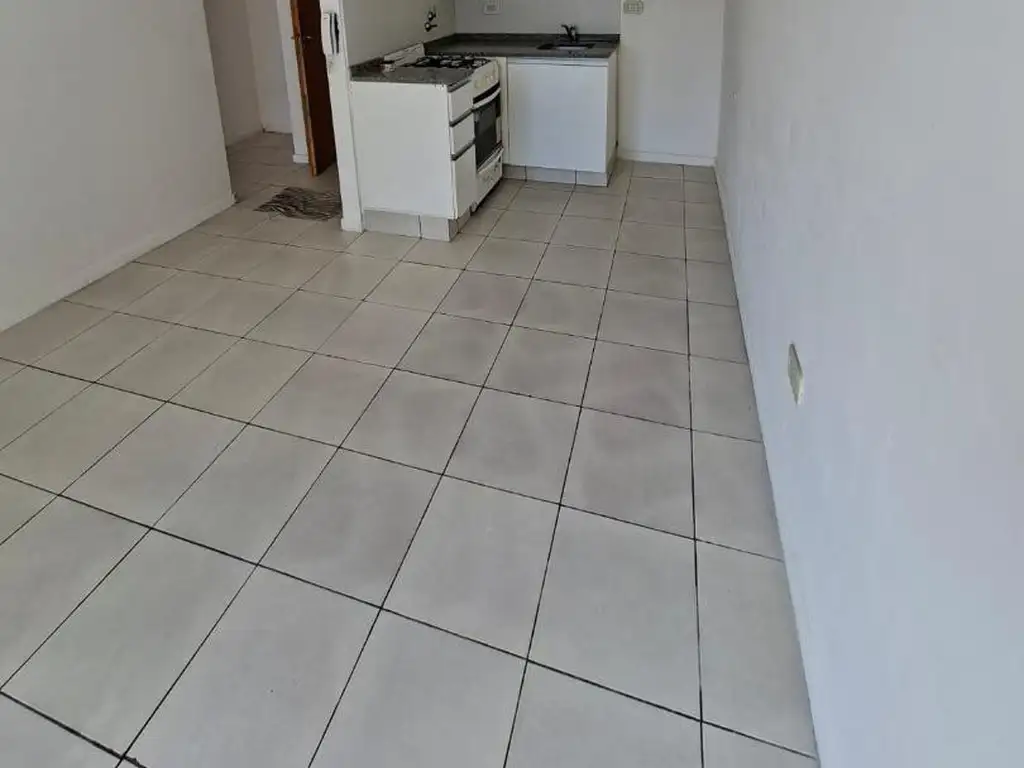 Foto de DEPARTAMENTO UN DORMITORIO CON BALCON EN ALQUILER, imagen 1