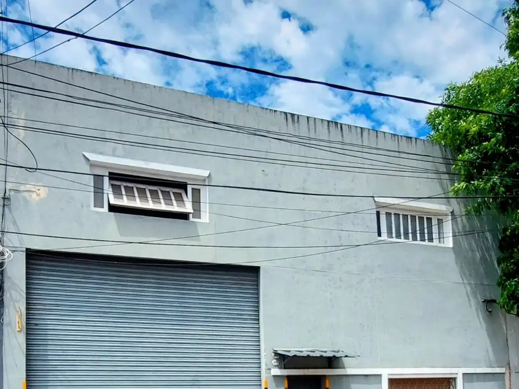 Foto de MUY BUEN GALPON EN ALQUILER EN ZONA INDUSTRIAL, imagen 2