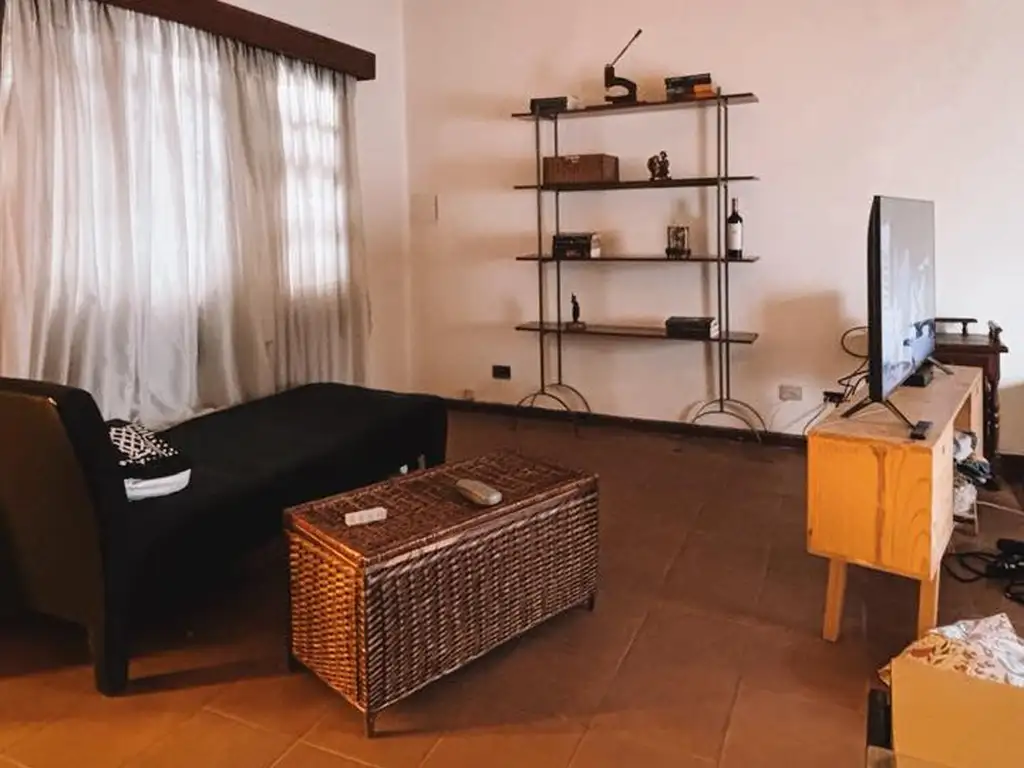 Foto de CASA A LA VENTA EN LINIERS, imagen 3