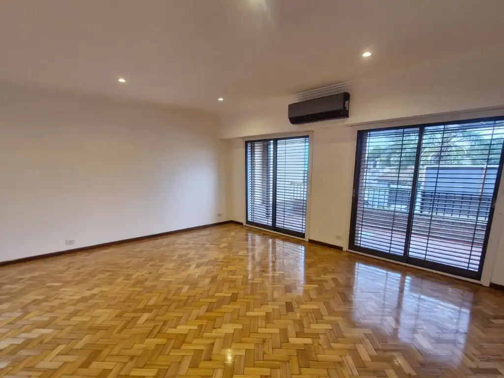 Foto de EXCELENTE PLANTA ALTA 3 DORMITORIOS 2 BAÑOS BALCON S/EXPENSAS, imagen 1