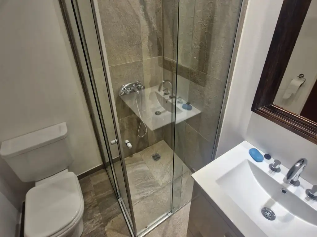 Foto de EXCELENTE PLANTA ALTA 3 DORMITORIOS 2 BAÑOS BALCON S/EXPENSAS, imagen 3