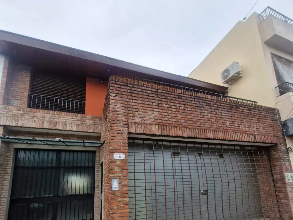 Foto de EN EXCELENTE ZONA COMERCIAL 110 M2 2 BANOS IDEAL MULTIPLES RUBROS, imagen 1