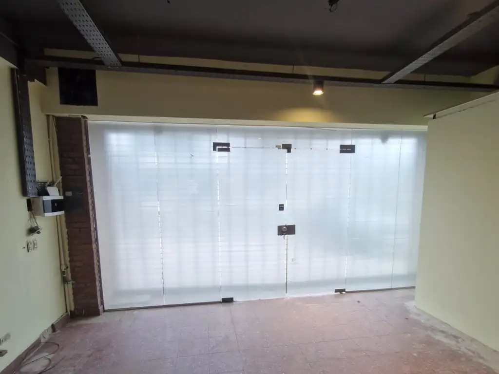 Foto de EN EXCELENTE ZONA COMERCIAL 110 M2 2 BANOS IDEAL MULTIPLES RUBROS, imagen 4