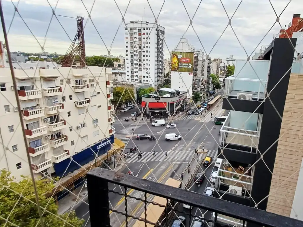 Foto de DEPTO 3 AMB DEP SERV FTE BALCON CORRIDO PARRILLA 4 BAÑOS-PATERNAL, imagen 1