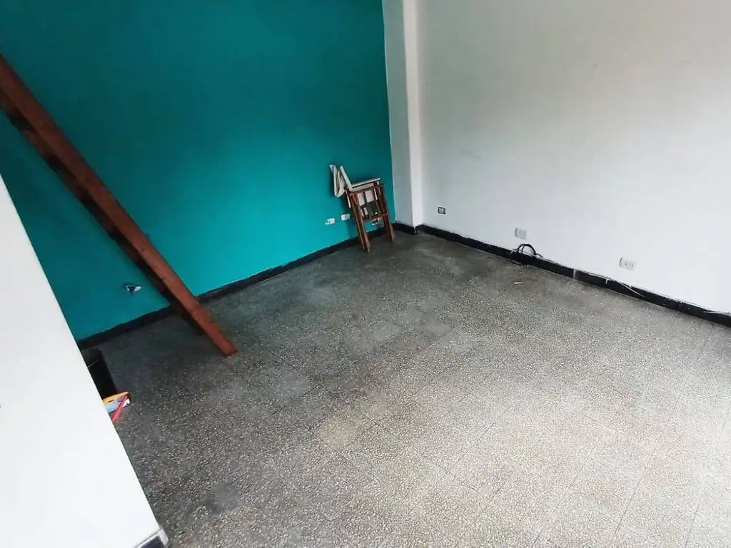 Foto de ALQUILER LOCAL 25 M2 BAÑO BAULERA S/AV DARACT MTS JOSE M MORENO-P, imagen 3