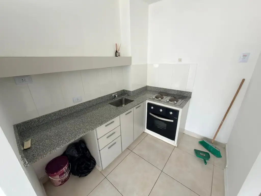 Foto de Hermoso monoambiente con cochera cubierta en alquiler super divisible, imagen 5
