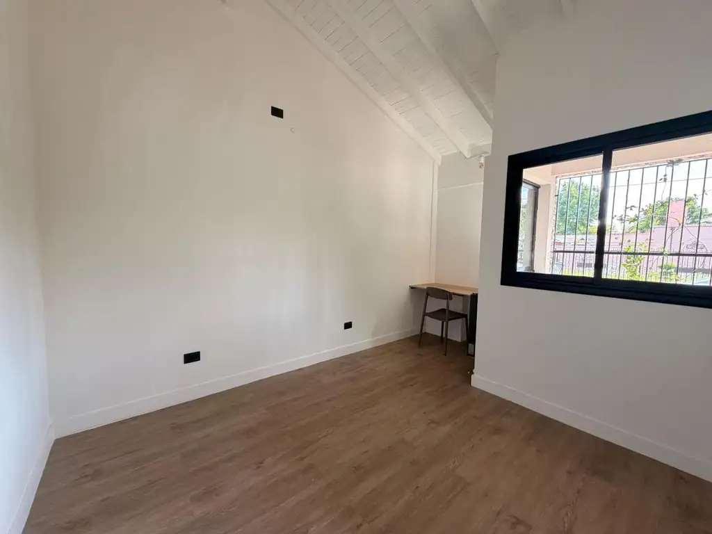 Foto de Casa en alquiler de 3 ambientes - Castelar Norte, imagen 5