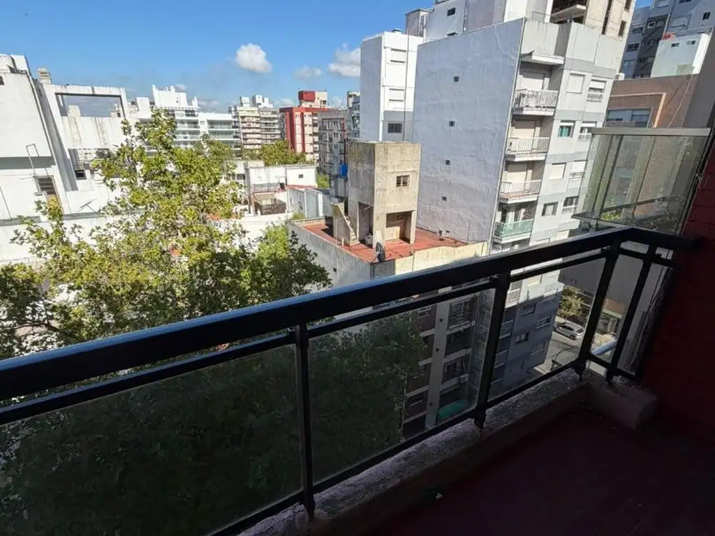 Foto de Departamento de 2 ambientes en alquiler – Falucho y Santa Fe, imagen 2