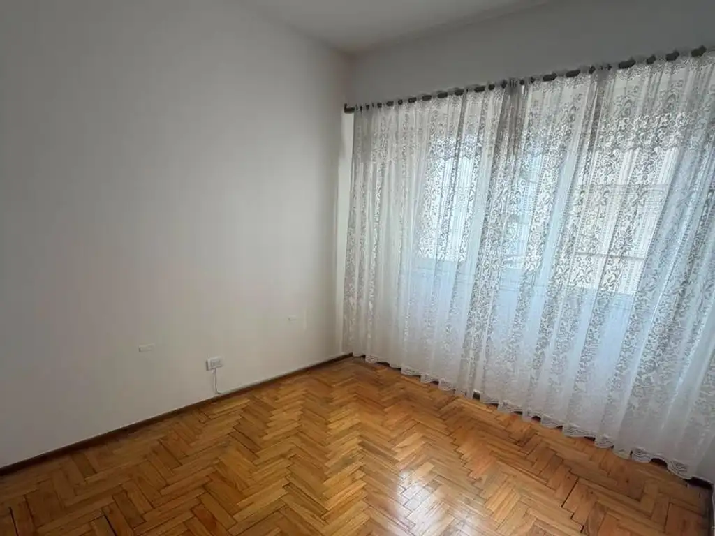 Foto de Departamento de 2 ambientes en alquiler – Falucho y Santa Fe, imagen 4