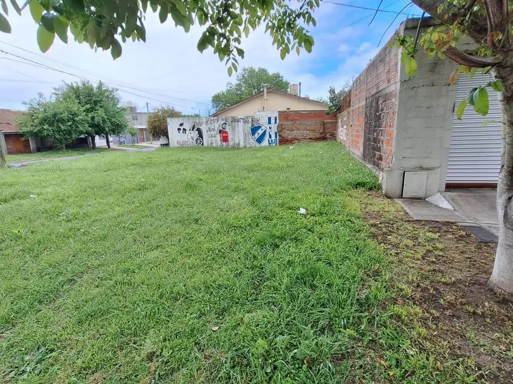 Foto de OPORTUNIDAD LOTE EN ESQUINA GRECIA 1100 ESQUINA BALCARCE, imagen 1