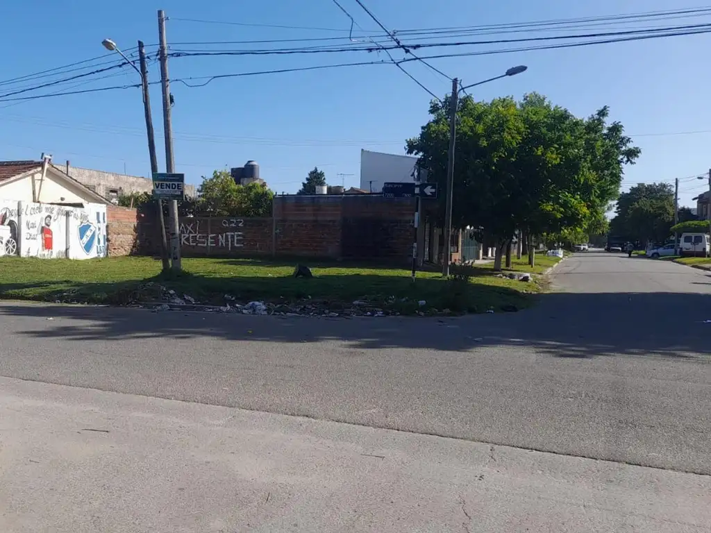 Foto de OPORTUNIDAD LOTE EN ESQUINA GRECIA 1100 ESQUINA BALCARCE, imagen 3
