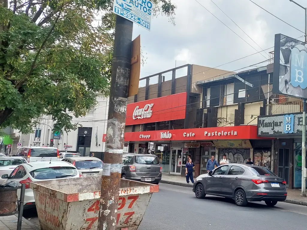 Foto de Local Av Rivadavia 18083 Moron centro, imagen 3