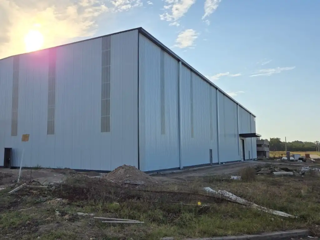 Foto de Depósito en esquina 1.956 m² - PIR 6 - Divisible + Alquiler parcial, imagen 1
