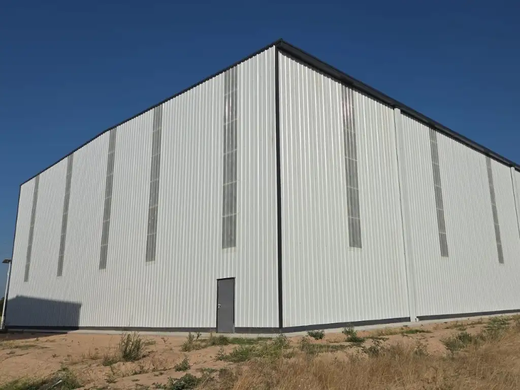 Foto de Depósito en esquina 1.956 m² - PIR 6 - Divisible + Alquiler parcial, imagen 4