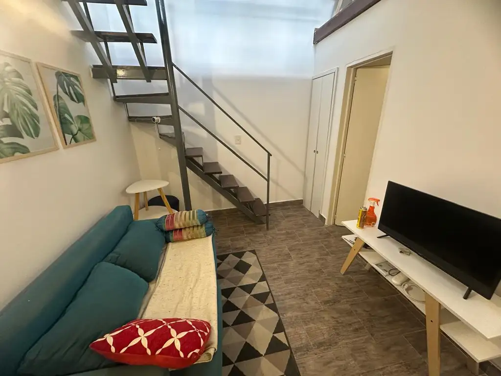 Foto de Departamento de 2 ambientes en Excelente Estado. Muy buena Ubicacion, imagen 1