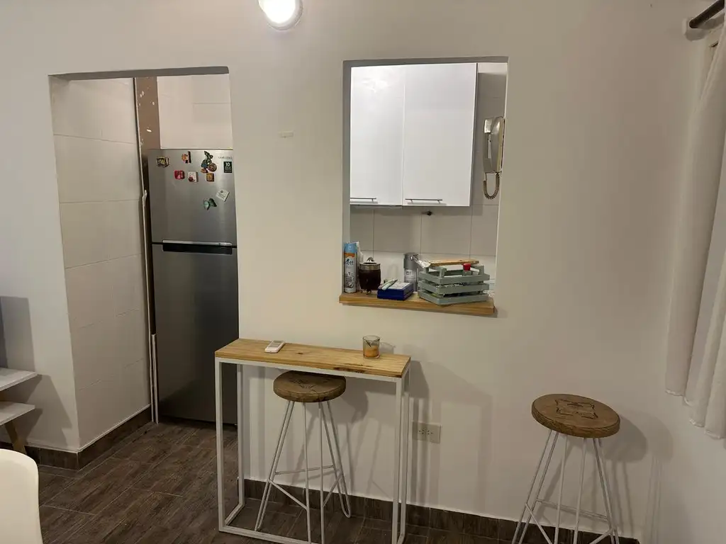 Foto de Departamento de 2 ambientes en Excelente Estado. Muy buena Ubicacion, imagen 2