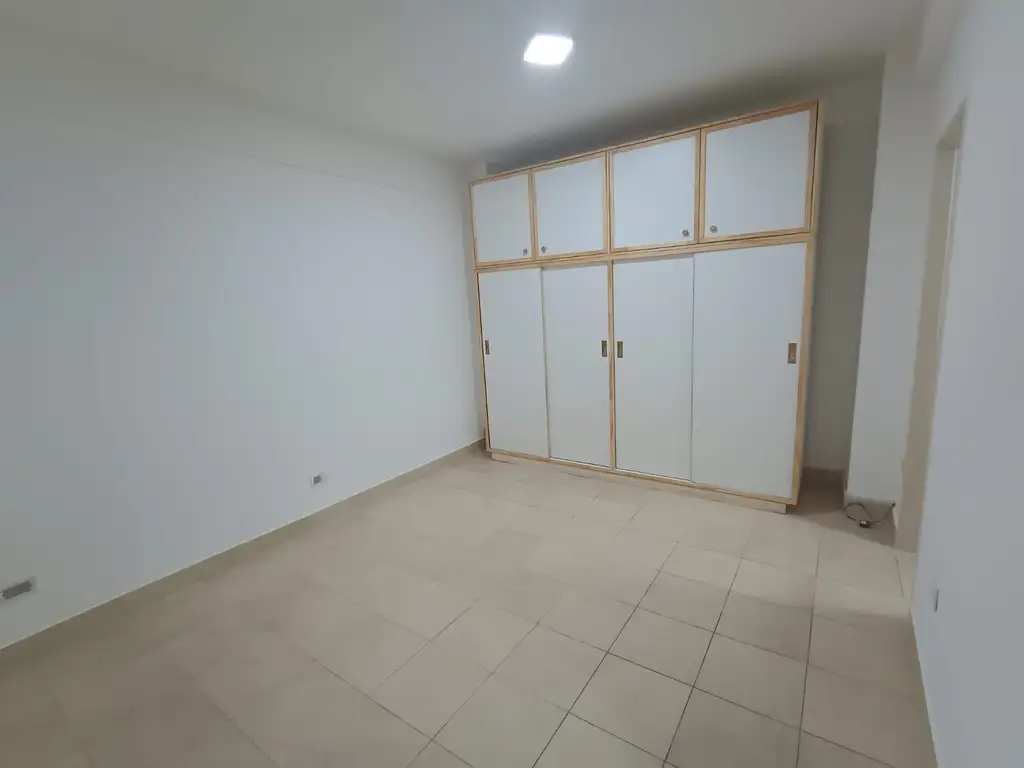 Foto de Alquilo Departamento Olivos, muy lindo, muy bien ubicado, imagen 5